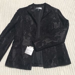 Ladies Kasper Black Blazer, NWT